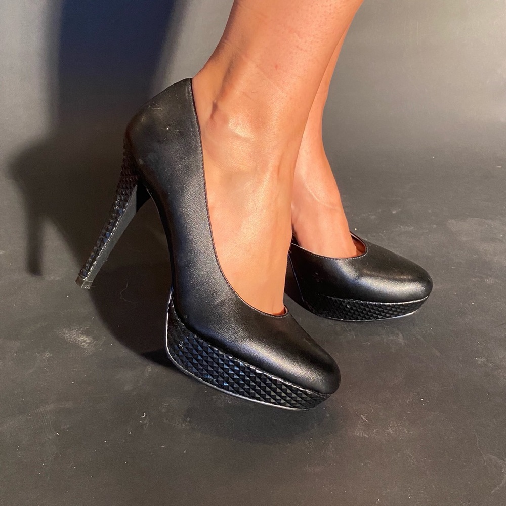 Nine West Textured Pumps